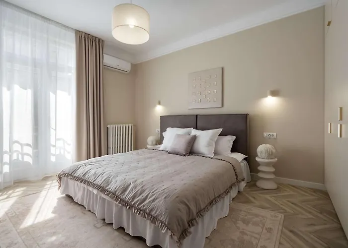 Refined 3br - Balcony With Boulevard Views Near Cismigiu Apartament *