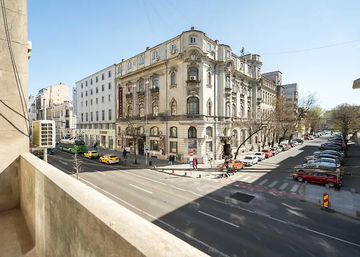 Refined 3br - Balcony With Boulevard Views Near Cismigiu דירה בוקרשט