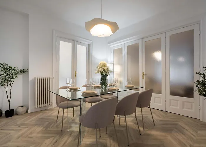 Refined 3br - Balcony With Boulevard Views Near Cismigiu * בוקרשט