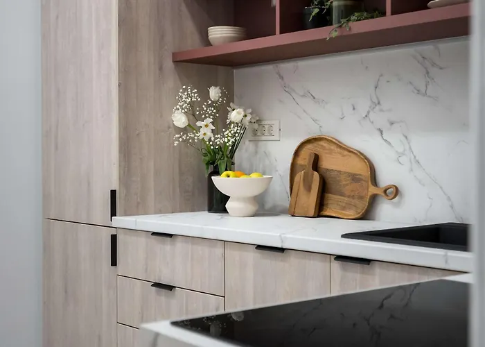 דירה Refined 3br - Balcony With Boulevard Views Near Cismigiu *