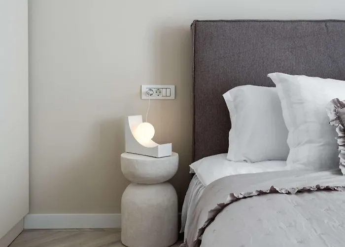 Refined 3br - Balcony With Boulevard Views Near Cismigiu דירה בוקרשט