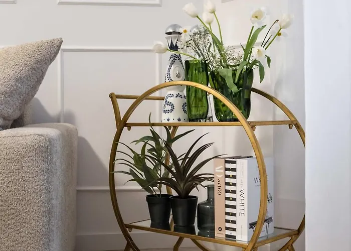 דירה Refined 3br - Balcony With Boulevard Views Near Cismigiu בוקרשט