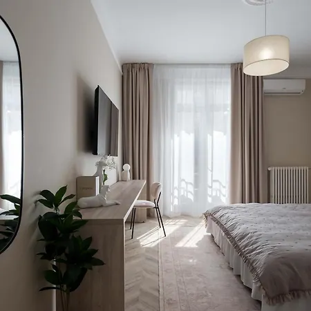 Refined 3br - Balcony With Boulevard Views Near Cismigiu Bukarest