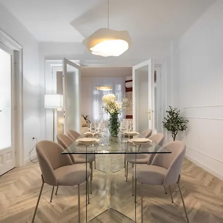 Refined 3br - Balcony With Boulevard Views Near Cismigiu *